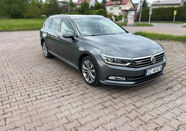 Volkswagen Passat cena 72500 przebieg: 198000, rok produkcji 2015 z Rzeszów małe 92